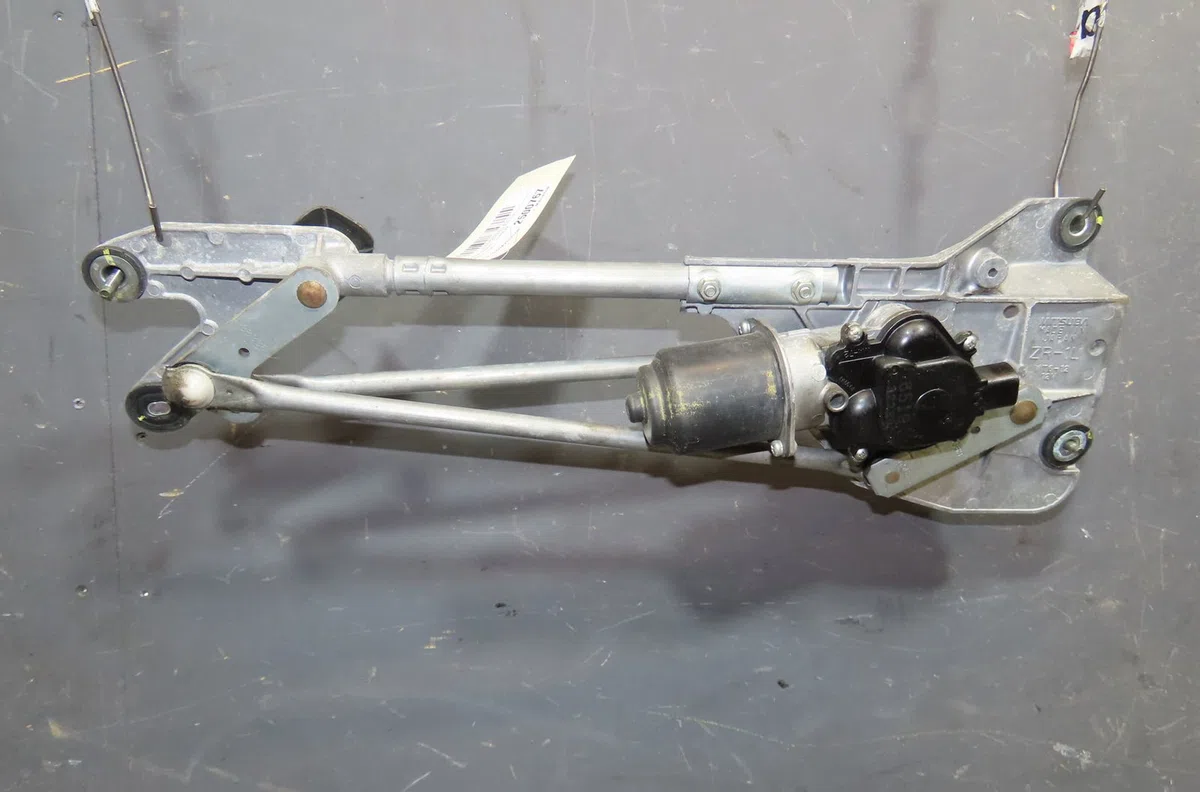 Moteur essuie-glace avant Nissan X-TRAIL I (T30) 2.2 dci 4x4 (2001-2008) 5 portes occasion