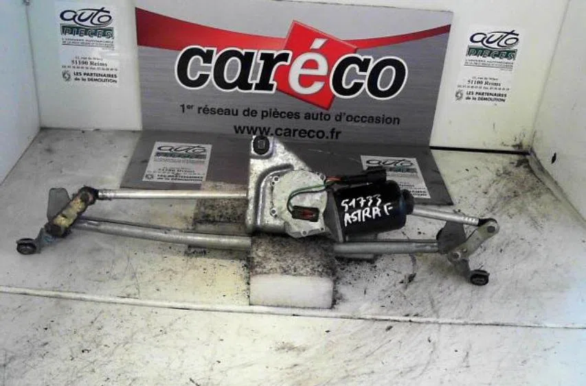 Moteur essuie-glace avant Opel ASTRA F 3-5 portes (T92) 1.7 tds (f08, m08, f68, m68) (1991-1998) occasion