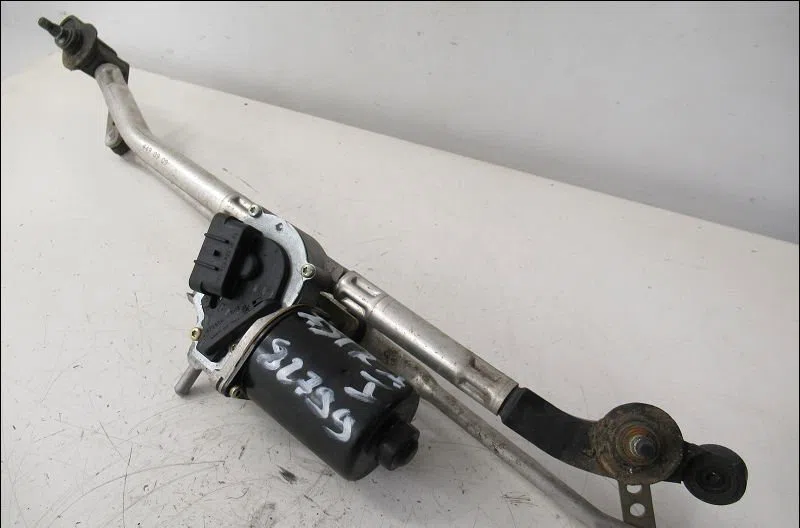 Moteur essuie-glace avant Opel ASTRA G 3-5 portes (T98) 1.6 16v (f08, f48) (1998-2005) occasion