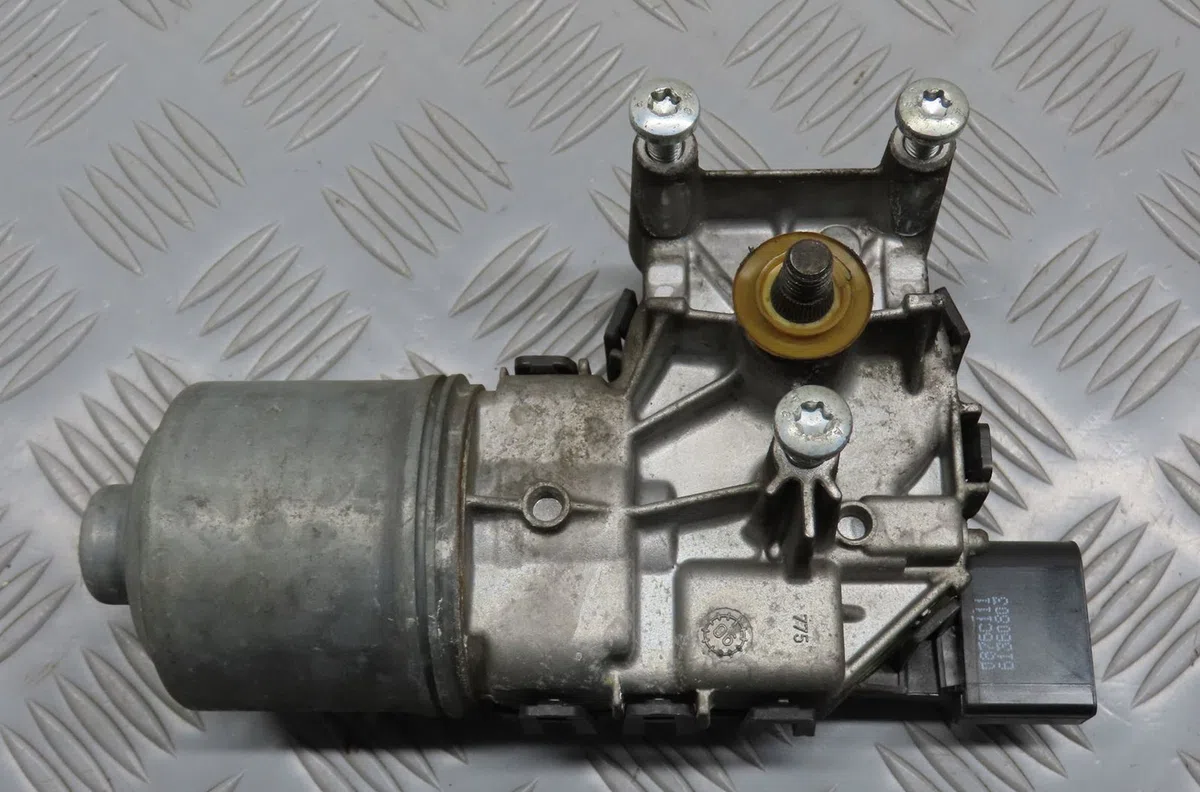 Moteur essuie-glace avant Opel ASTRA H (A04) 1.7 cdti (l48) (2004-2010) 5 portes occasion