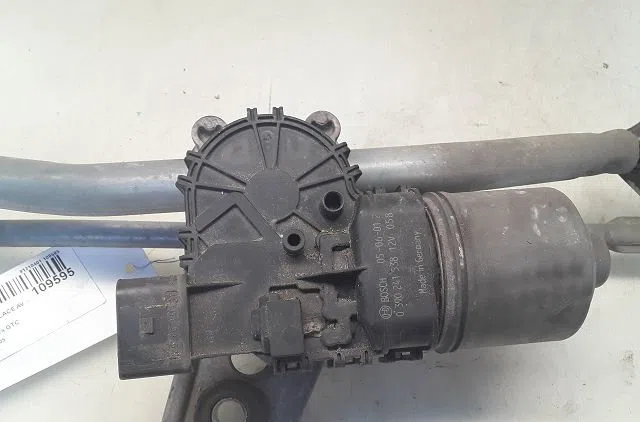 Moteur essuie-glace avant Opel ASTRA H GTC (A04) 1.9 cdti 16v (l08) (2005-2010) occasion