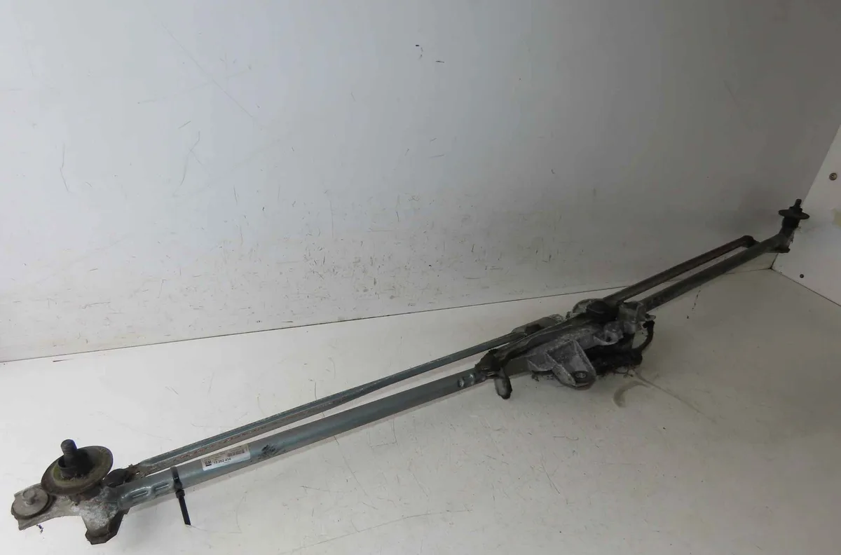 Moteur essuie-glace avant OPEL ASTRA IV occasion