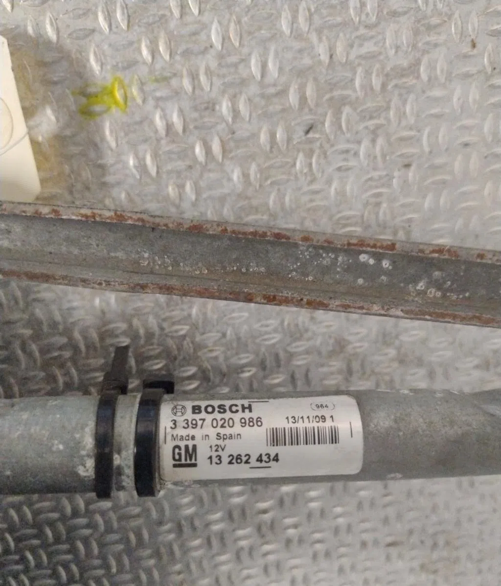 Moteur essuie-glace avant OPEL ASTRA J  ASTRA J PHASE 1 occasion