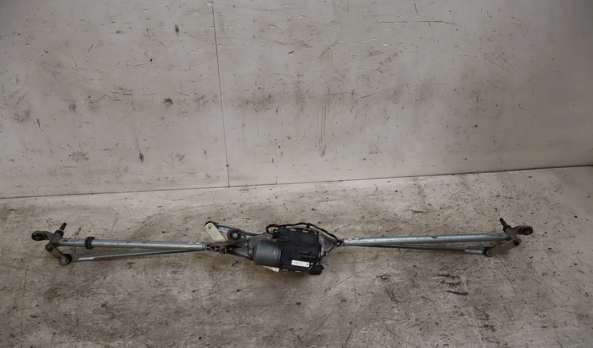 Moteur essuie-glace avant Opel ASTRA K (B16) 1.0 turbo (68) (2015) occasion