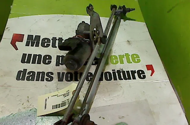Moteur essuie-glace avant OPEL CORSA 2 B 1997 occasion