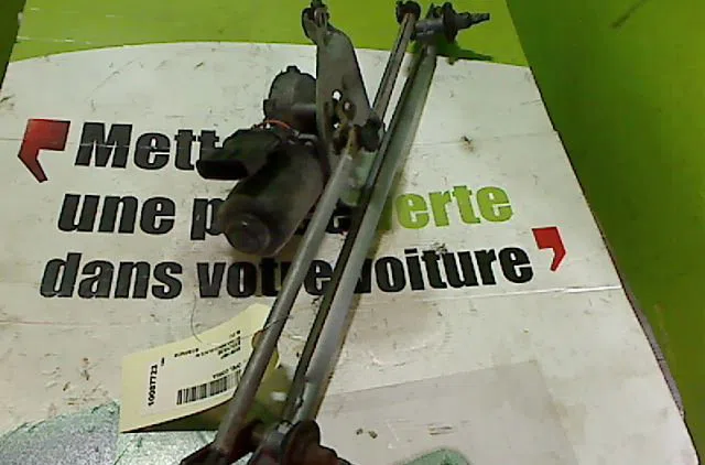 Moteur essuie-glace avant OPEL CORSA 2 B 1997 occasion