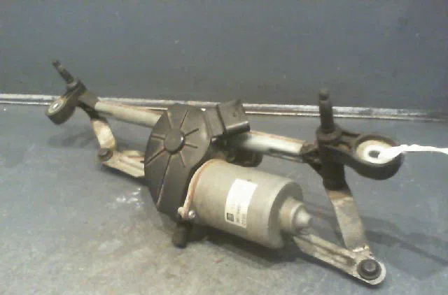 Moteur essuie-glace avant OPEL CORSA 2008 occasion