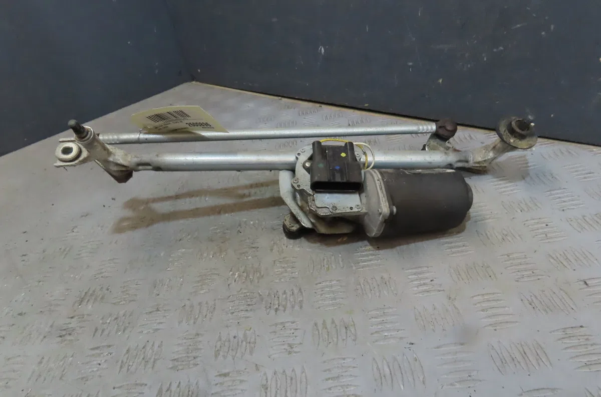 Moteur essuie-glace avant Opel CORSA C (X01) 1.2 twinport (f08, f68) (2004-2009) occasion