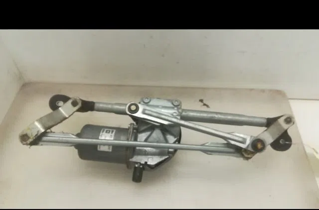 Moteur essuie-glace avant Opel CORSA D (S07) 1.4 (l08, l68) (2006-2014) occasion