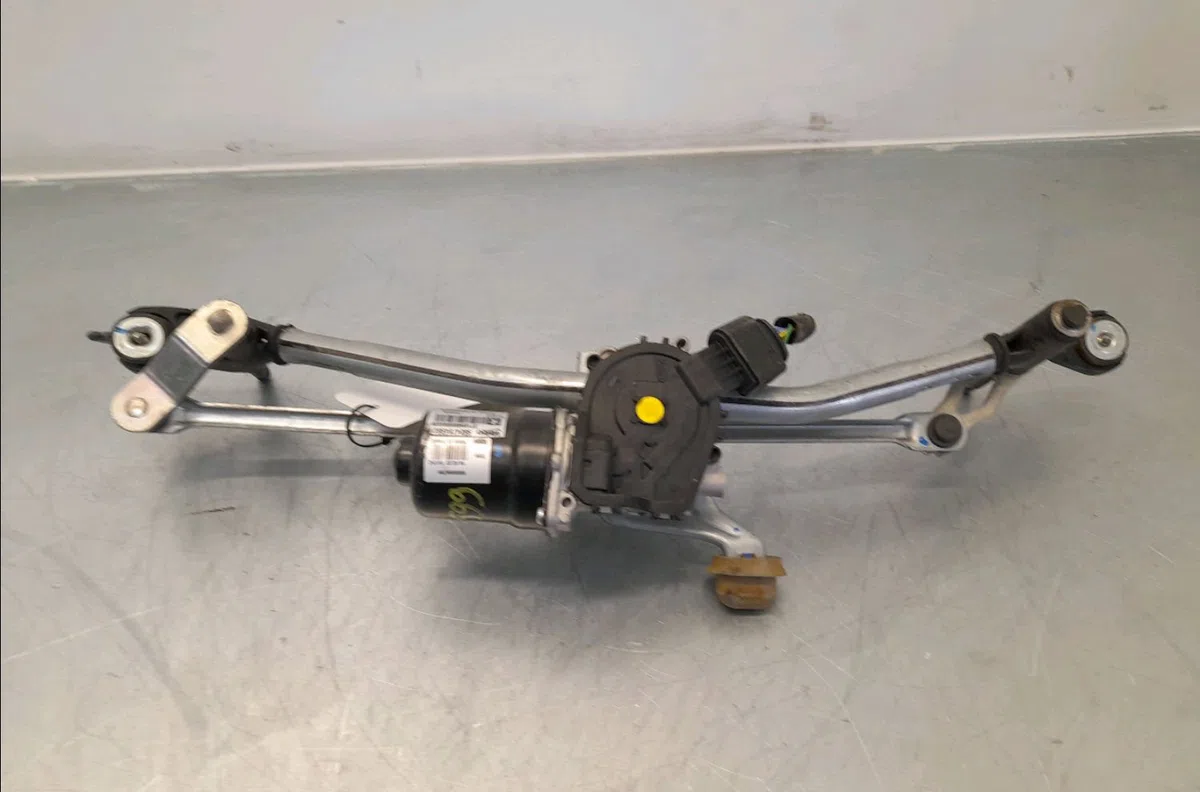 Moteur essuie-glace avant OPEL CORSA VI occasion