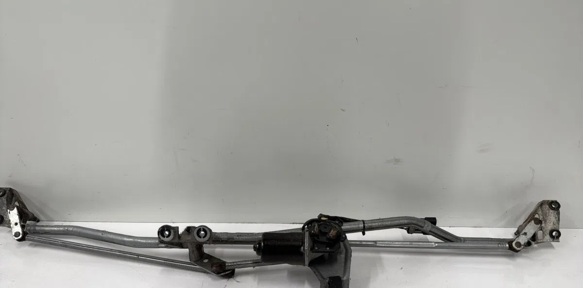 Moteur essuie-glace avant Opel MERIVA A Monospace (X03) 1.6 (e75) (2003-2010) 5 portes occasion