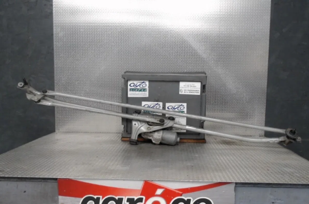Moteur essuie-glace avant OPEL MERIVA B  MERIVA B PHASE 1 occasion