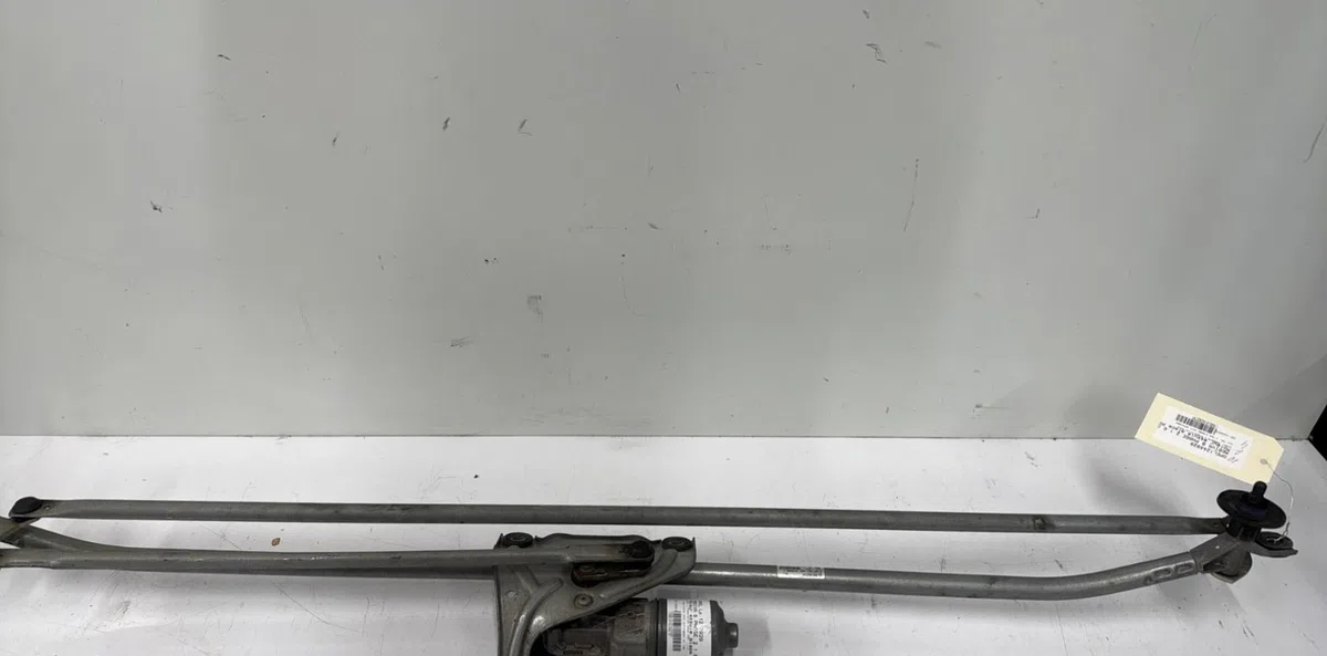 Moteur essuie-glace avant Opel MERIVA B Monospace (S10) 1.6 cdti (75) (2014-2017) occasion
