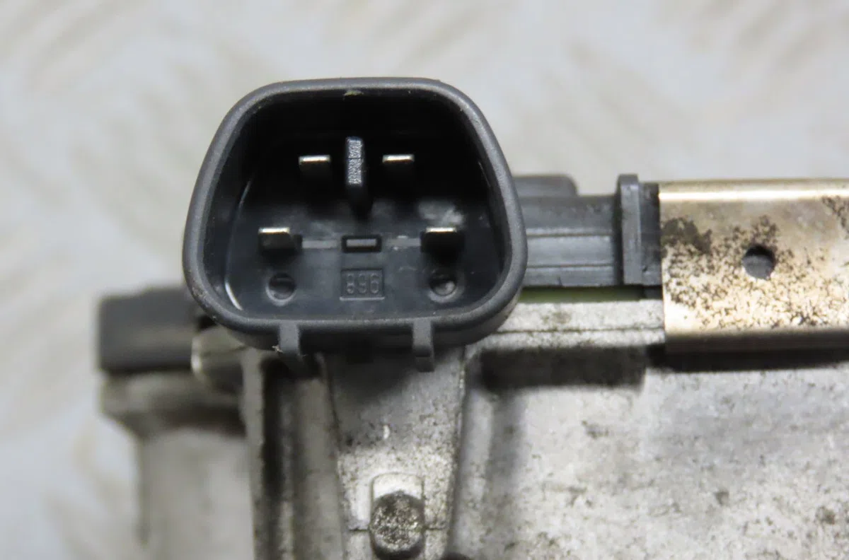 Moteur essuie-glace avant OPEL MERIVA II  1.7 CDTI 110ch occasion