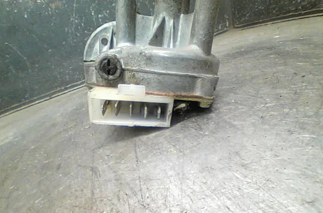 Moteur essuie-glace avant Opel OMEGA A (V87) 2.0 (f19, m19, n19) (1986-1994) occasion