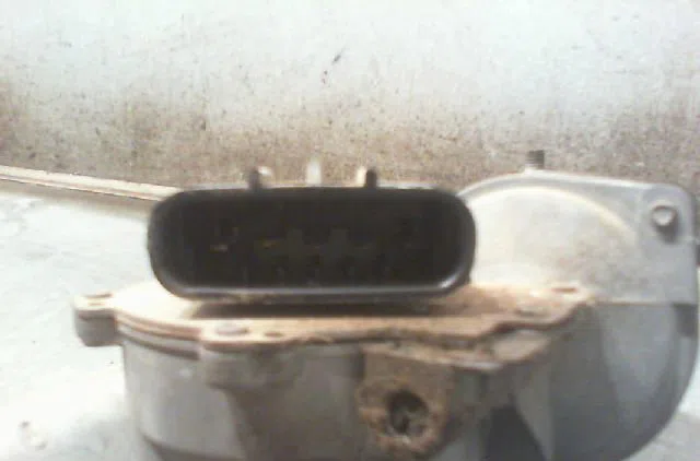 Moteur essuie-glace avant OPEL VECTRA 1999 occasion