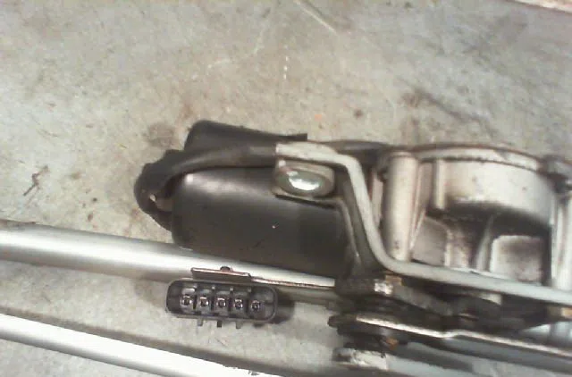 Moteur essuie-glace avant OPEL ZAFIRA 2001 occasion