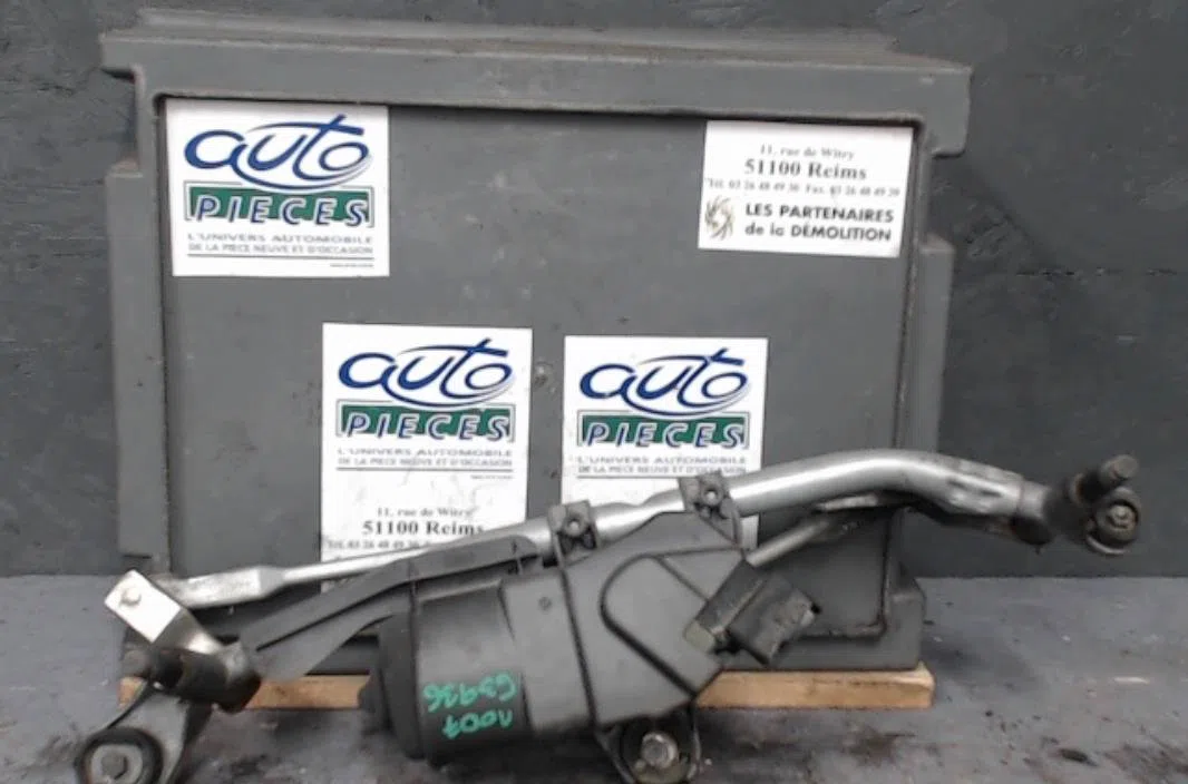Moteur essuie-glace avant Peugeot 1007 (KM_) 1.6 16v (2005) occasion