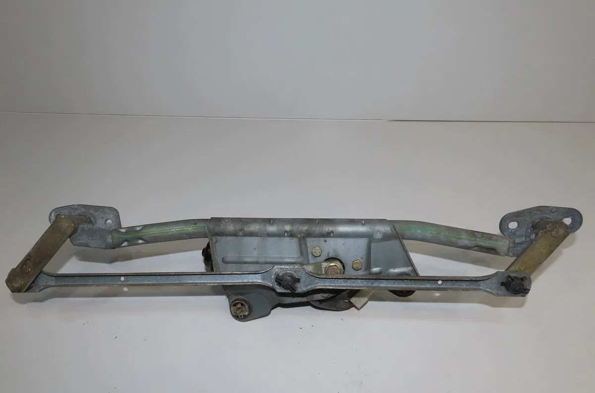Moteur essuie-glace avant Peugeot 106 I (1A, 1C) 1.4 (1991-1996) occasion