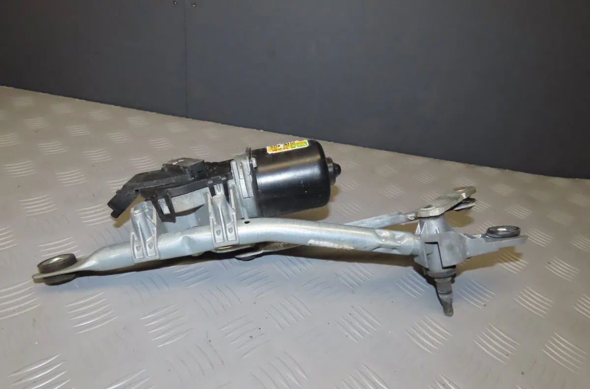 Moteur essuie-glace avant PEUGEOT 107 2009 occasion