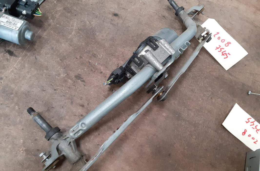 Moteur essuie-glace avant Peugeot 2008 I (CU_) 1.6 hdi (2013) occasion
