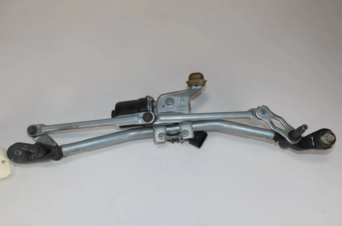 Moteur essuie-glace avant Peugeot 2008 II (UD_, US_, UY_, UK_) 1.2 puretech 130 (2019) occasion