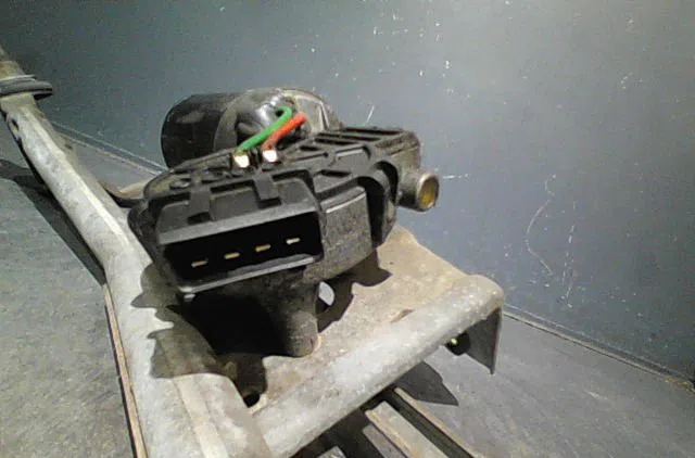 Moteur essuie-glace avant Peugeot 206 3-5 portes (2A-C) 1.4 i (1998-2012) 3 portes occasion