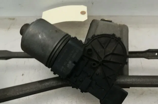 Moteur essuie-glace avant Peugeot 206 3-5 portes (2A-C) 1.6 hdi 110 (2004-2007) occasion