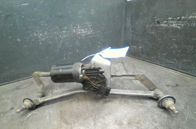 Moteur essuie-glace avant Peugeot 206 3-5 portes (2A-C) 1.9 d (1998-2001) 5 portes occasion