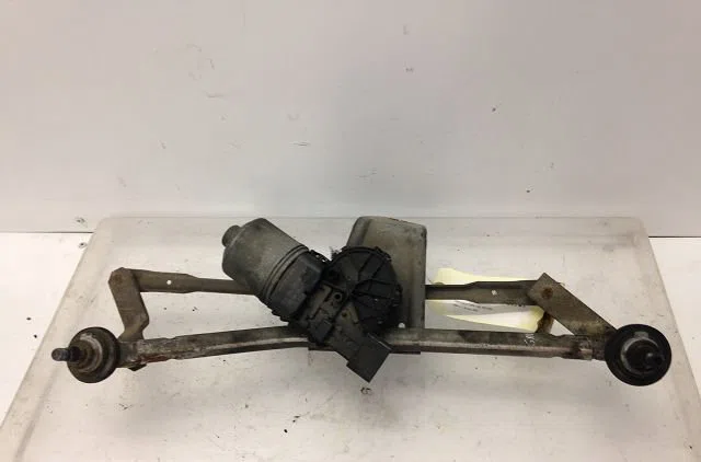 Moteur essuie-glace avant Peugeot 206 SW (2E-K) 1.4 hdi (2002-2007) 5 portes occasion