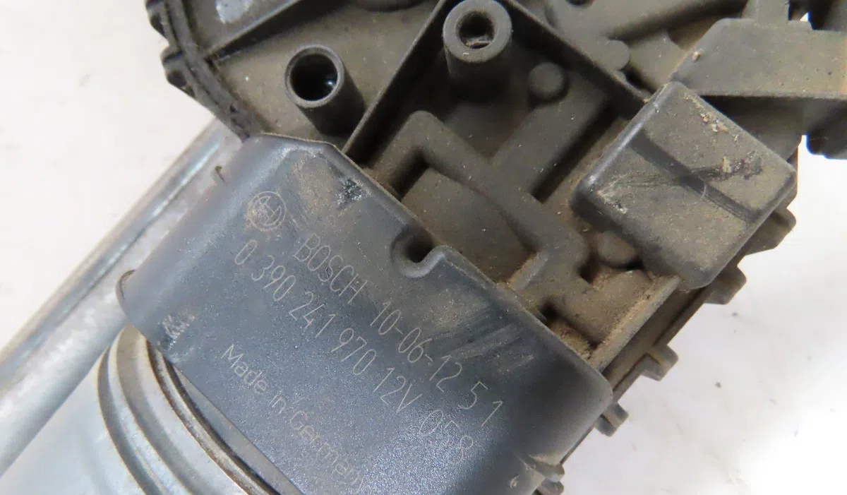 Moteur essuie-glace avant PEUGEOT 207 2010 occasion