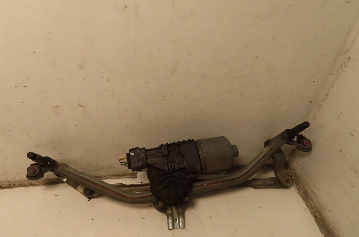 Moteur essuie-glace avant Peugeot 207 SW (WK_) 1.6 hdi (2007-2012) occasion