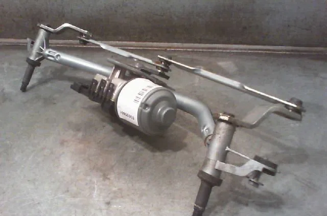 Moteur essuie-glace avant PEUGEOT 208 2012 occasion