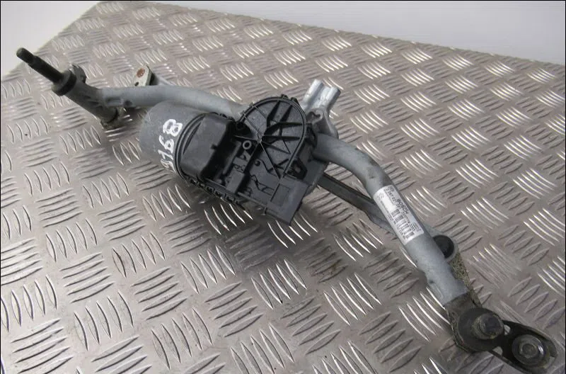 Moteur essuie-glace avant Peugeot 208 I (CA_, CC_) 1.0 (2012) occasion