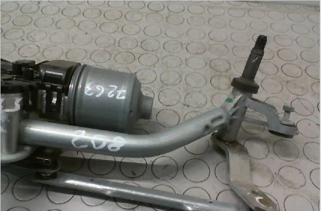 Moteur essuie-glace avant Peugeot 208 I (CA_, CC_) 1.2 vti 82 (2012) occasion
