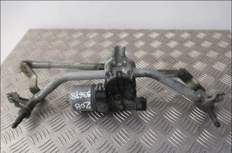 Moteur essuie-glace avant Peugeot 208 I (CA_, CC_) 1.6 hdi (2012) 5 portes occasion