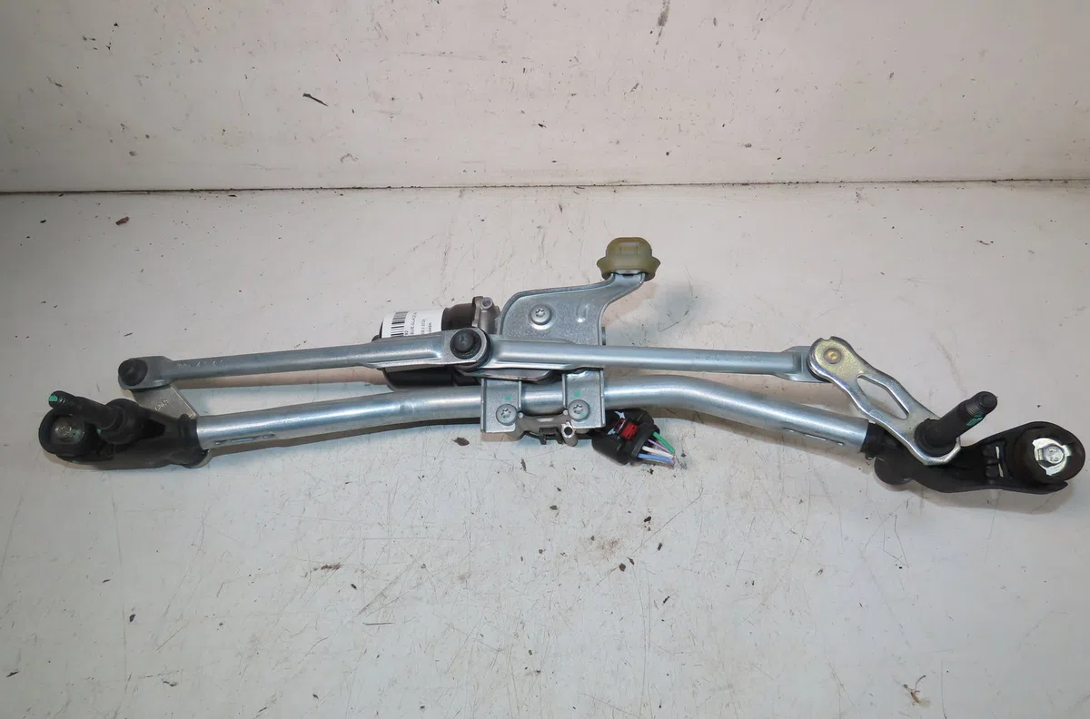 Moteur essuie-glace avant Peugeot 208 II (UB_, UP_, UW_, UJ_) 1.2 mhev (2023) occasion