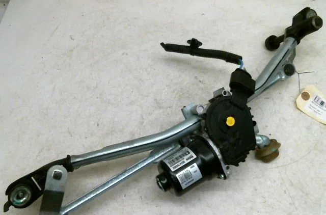 Moteur essuie-glace avant Peugeot 208 II (UB_, UP_, UW_, UJ_) 1.2 puretech 100 (2019) 5 portes occasion