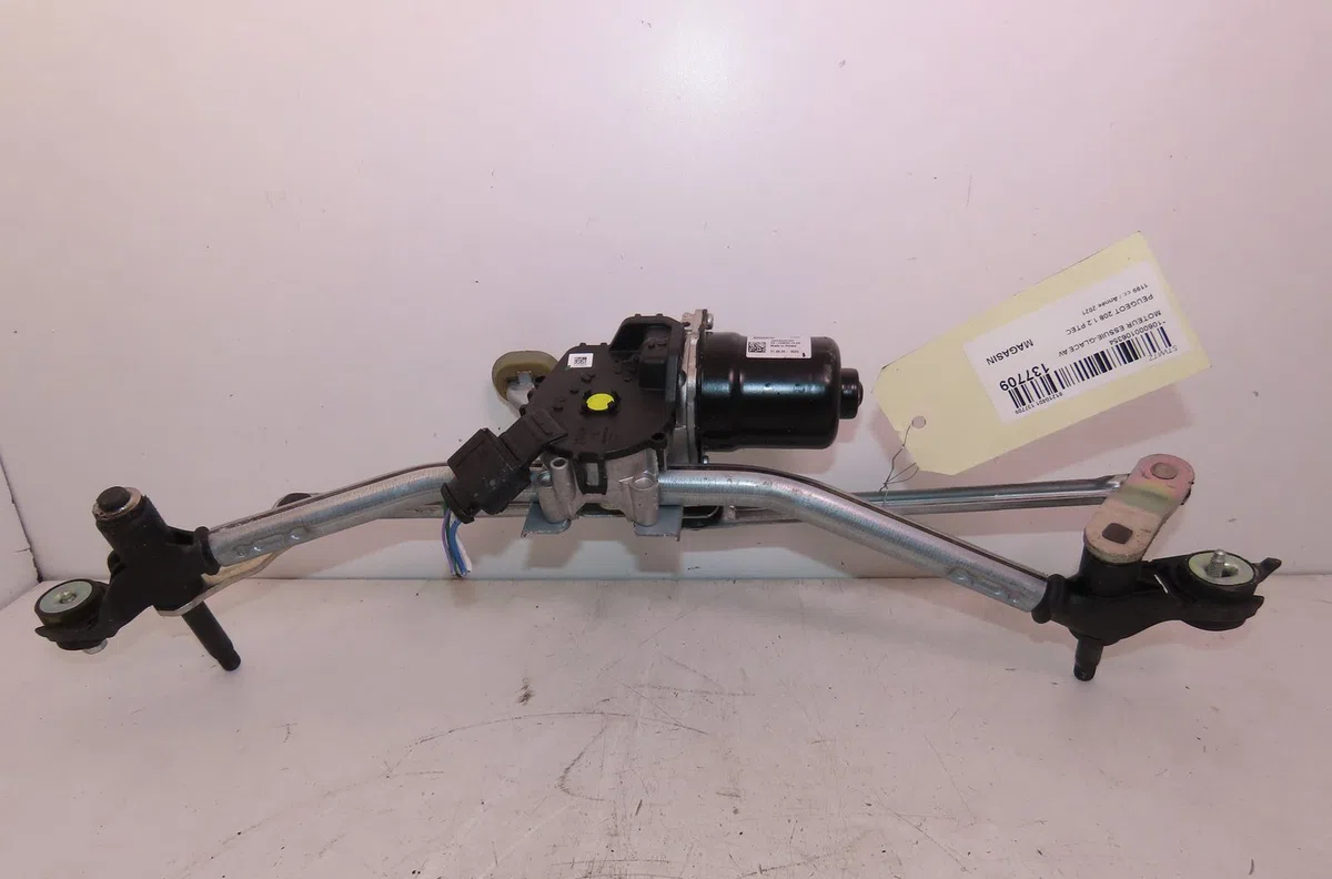 Moteur essuie-glace avant Peugeot 208 II (UB_, UP_, UW_, UJ_) 1.2 puretech 130 (2019) occasion