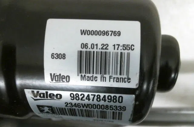 Moteur essuie-glace avant PEUGEOT 208 occasion