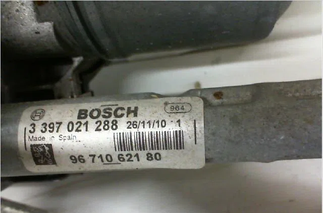 Moteur essuie-glace avant PEUGEOT 3008 I Phase 1 04-2009--12-2013 2.0 HDI 163ch occasion