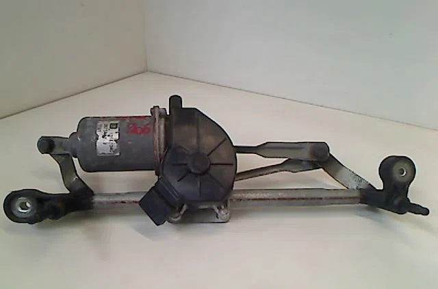 Moteur essuie-glace avant PEUGEOT 307  1.6i 16v occasion