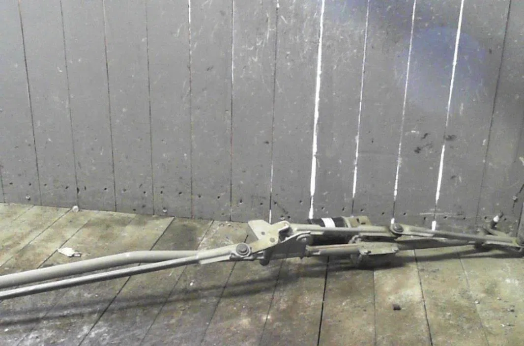 Moteur essuie-glace avant PEUGEOT 307  307 PHASE 2 BREAK occasion
