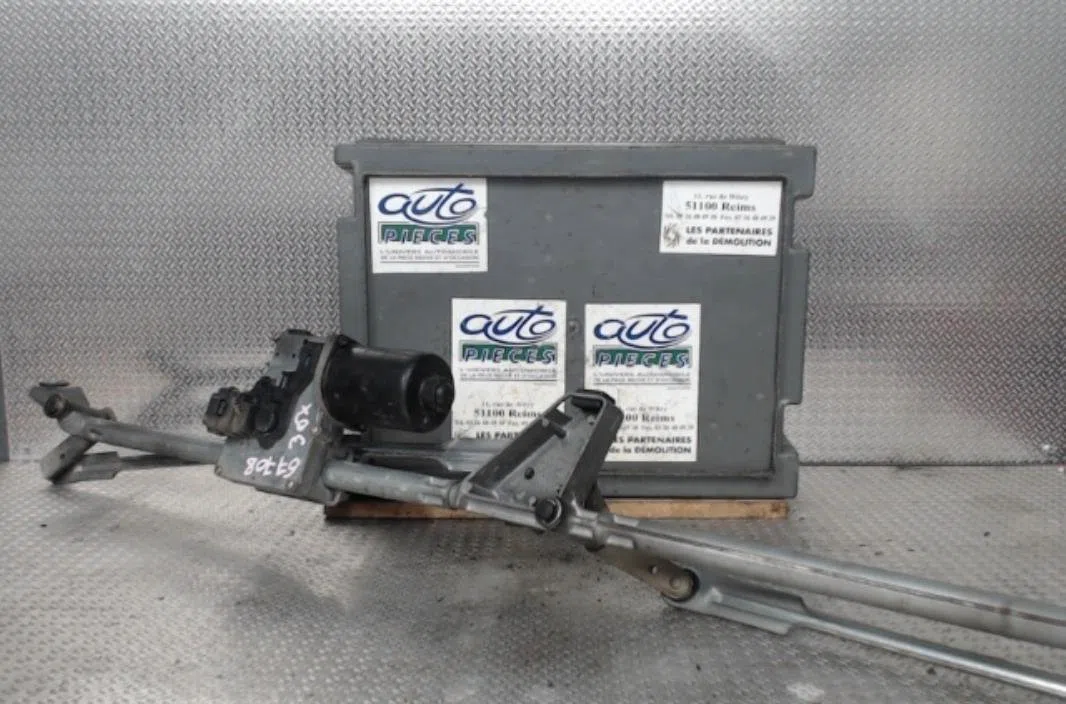 Moteur essuie-glace avant Peugeot 307 Break (3E) 1.6 hdi 110 (2004-2008) 5 portes occasion