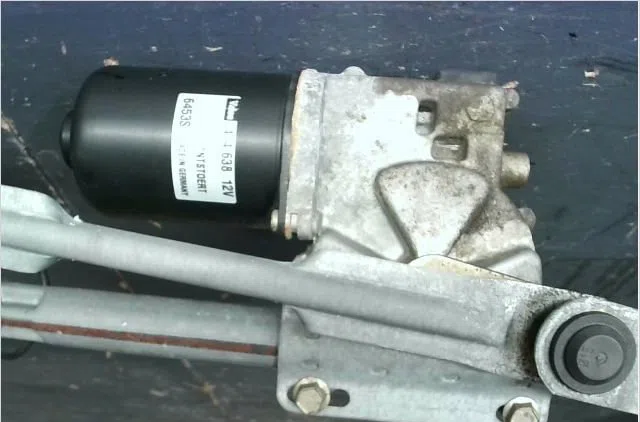 Moteur essuie-glace avant Peugeot 307 Break (3E) 2.0 (2002-2005) occasion