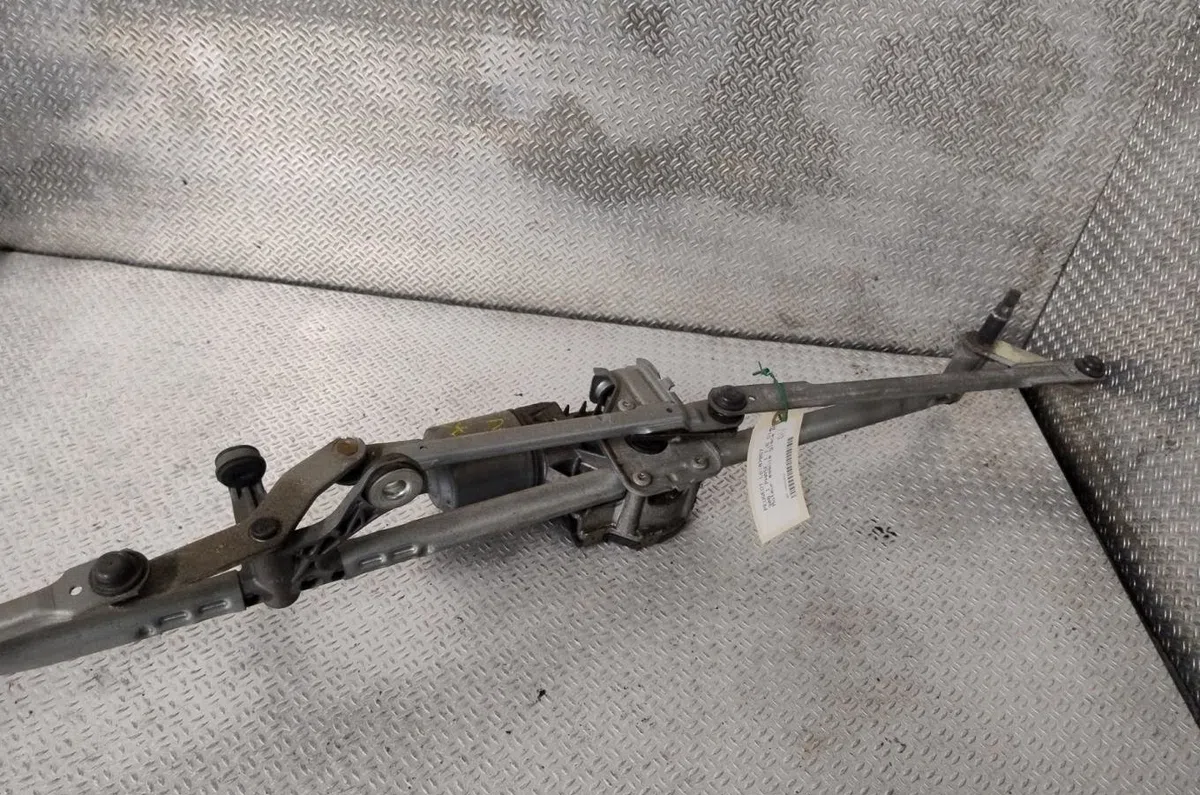 Moteur essuie-glace avant Peugeot 308 I (4A_, 4C_) 1.6 hdi (2007-2014) 5 portes occasion
