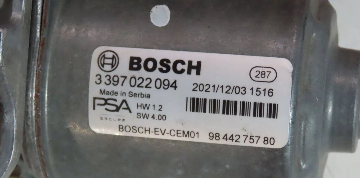 Moteur essuie-glace avant Peugeot 308 III (FB_, FH_, FP_, F3_) Bluehdi 130 (fbyhzl, fbyhzt) (2021) occasion