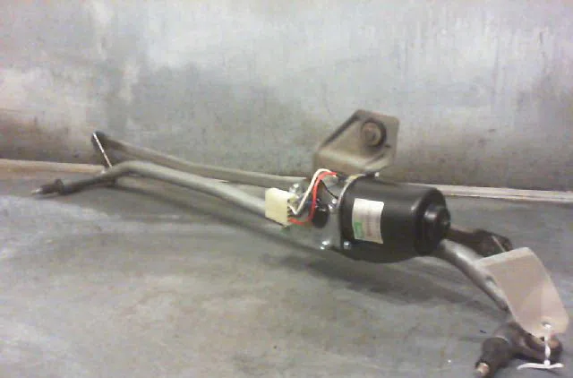 Moteur essuie-glace avant PEUGEOT 405 Phase 1 07-1987--06-1992 occasion
