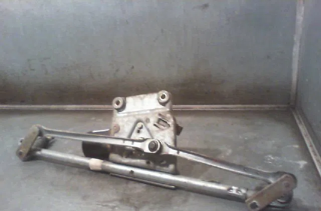 Moteur essuie-glace avant PEUGEOT 406 Phase 1 10-1995--04-1999 2.2 HDi occasion