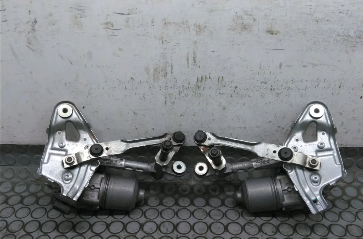 Moteur essuie-glace avant Peugeot 5008 (0U_, 0E_) 1.6 bluehdi 120 (2014-2017) 5 portes occasion